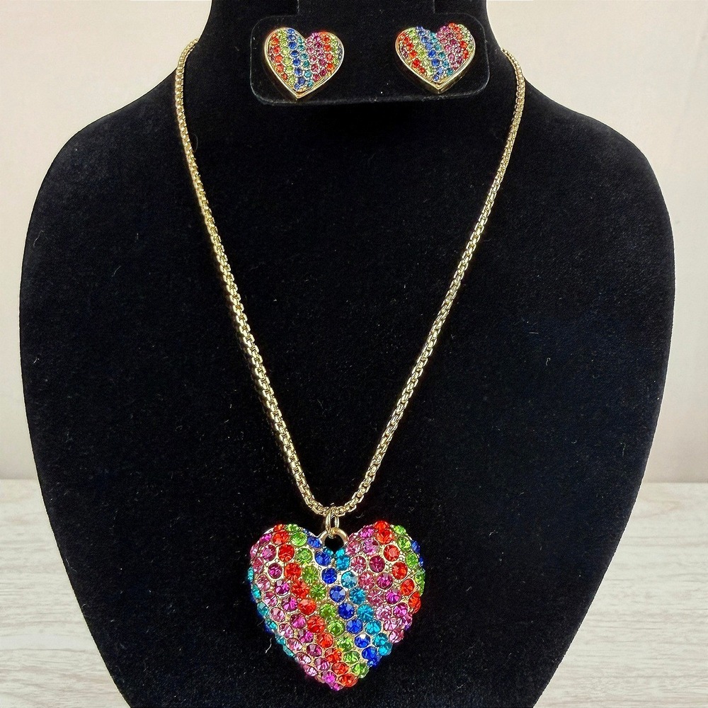 Vintage BETSEY JOHNSON Love Me Earrings Necklace Heart Pride Rainbow‎ Glam Y2K